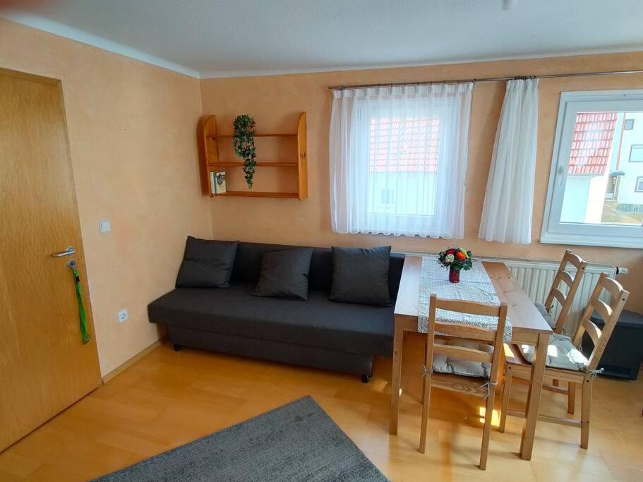 Zentrale & Ruhige Ferienwohnung Mossingen Bagian luar foto