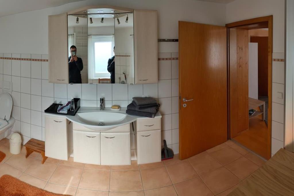 Zentrale & Ruhige Ferienwohnung Mossingen Bagian luar foto