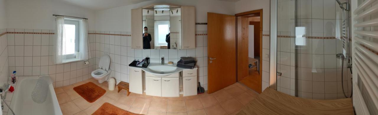 Zentrale & Ruhige Ferienwohnung Mossingen Bagian luar foto