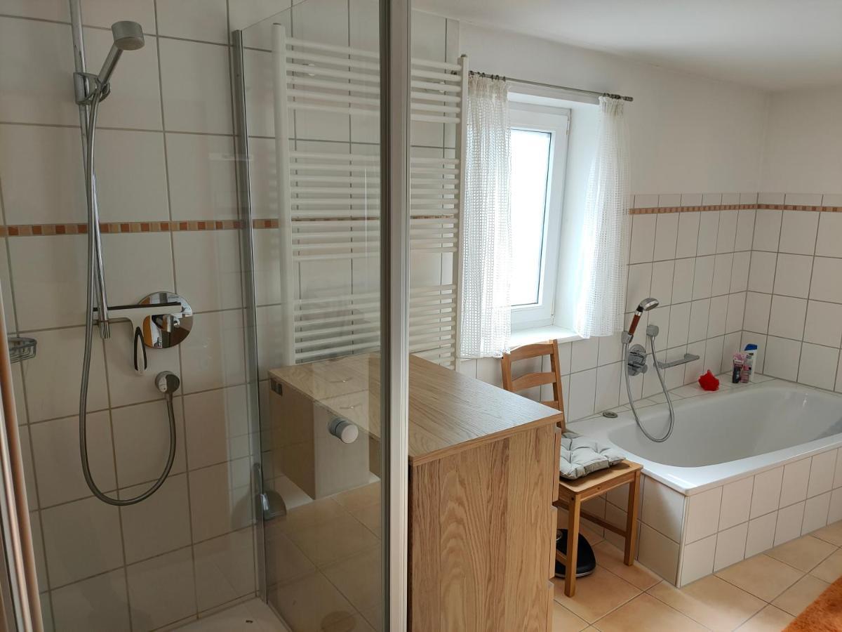 Zentrale & Ruhige Ferienwohnung Mossingen Bagian luar foto